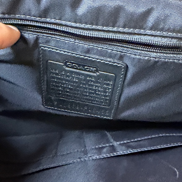 Leather Messenger Bag - Black - Picture 8 of 12